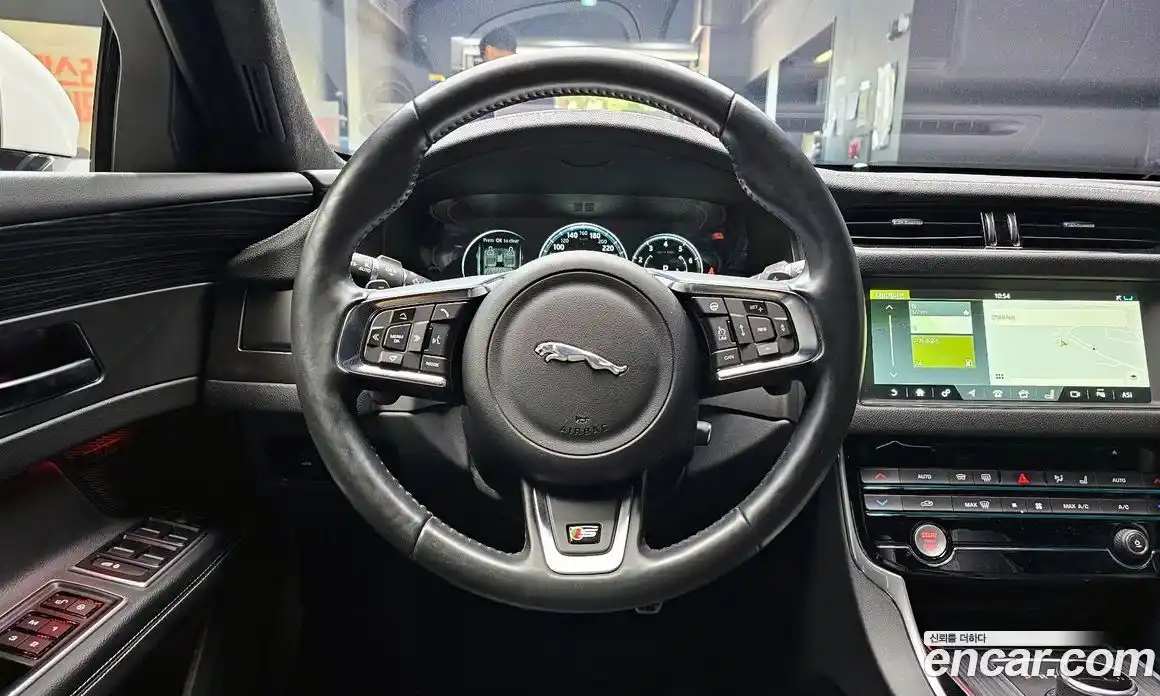 Jaguar XF 2016 3.0 гидро, фото 13