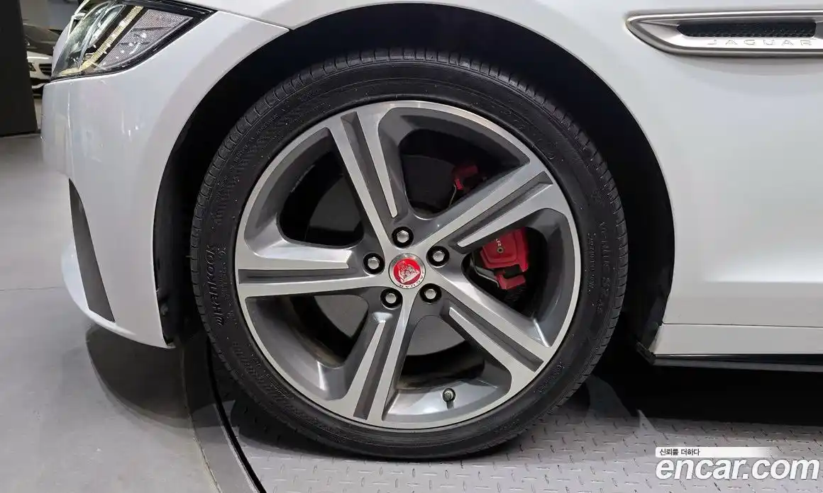 Jaguar XF 2016 3.0 гидро, фото 5