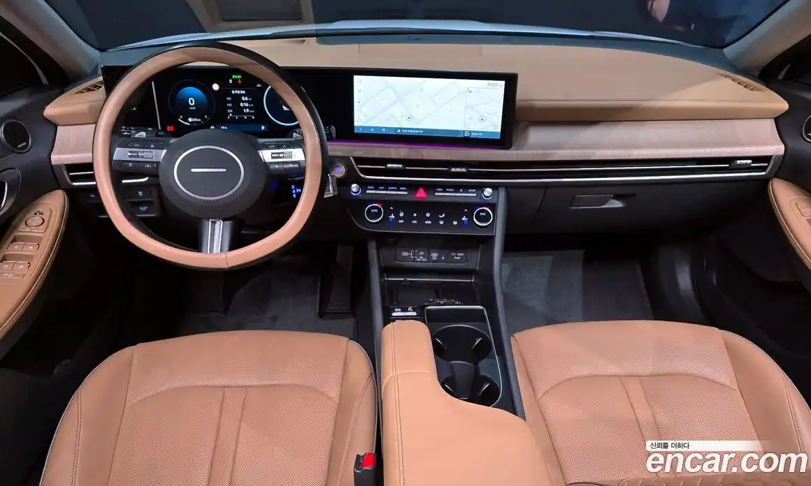 Hyundai Sonata 2024 1.6 автомат (гидро), фото 7