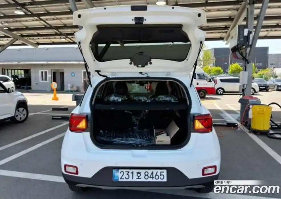 Hyundai Venue 2026 1.6 автомат (гидро), фото 9