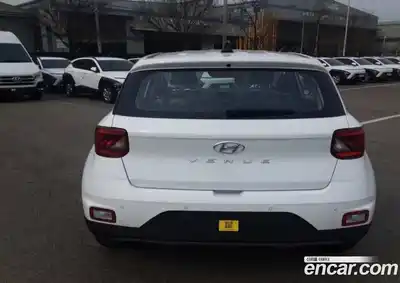Hyundai Venue 2026 1.6 автомат (гидро), миниатюра 3
