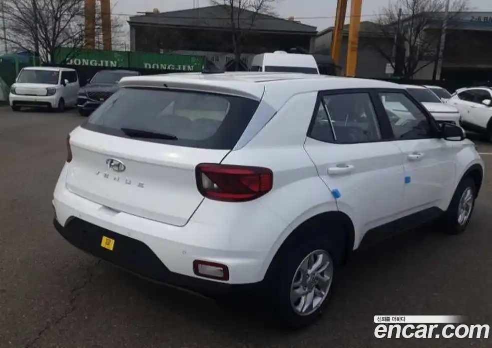Hyundai Venue 2026 1.6 автомат (гидро), фото 6