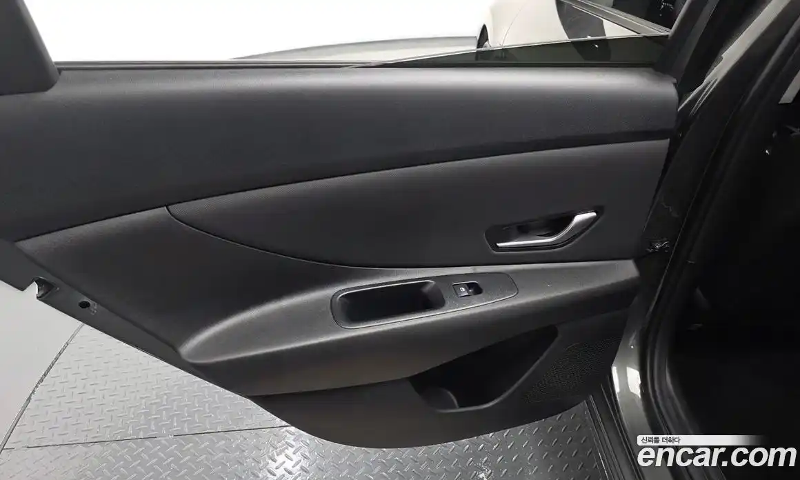 Hyundai Avante 2025 1.6 автомат (гидро), фото 15