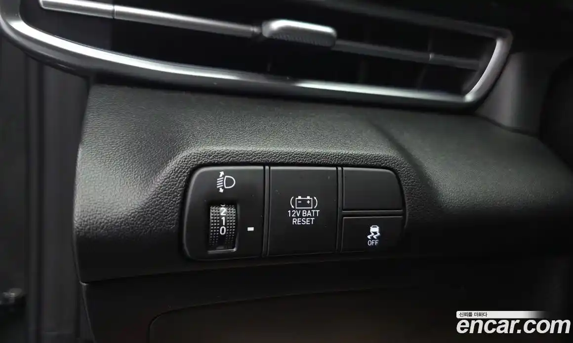 Hyundai Avante 2025 1.6 автомат (гидро), фото 16