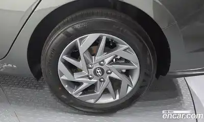 Hyundai Avante 2025 1.6 автомат (гидро), миниатюра 7