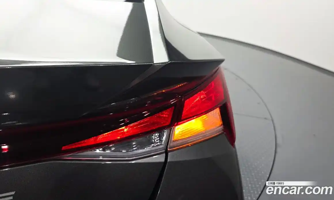 Hyundai Avante 2025 1.6 автомат (гидро), фото 9