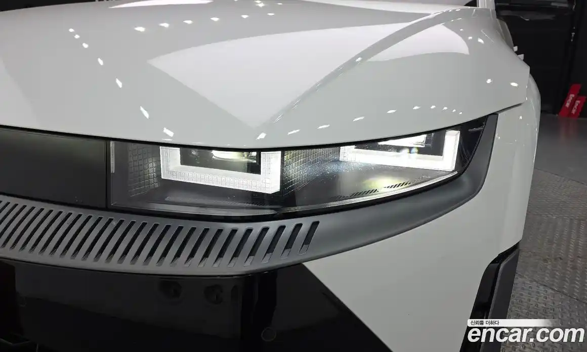 Hyundai Ioniq 5 2023 0.1 автомат (гидро), фото 8