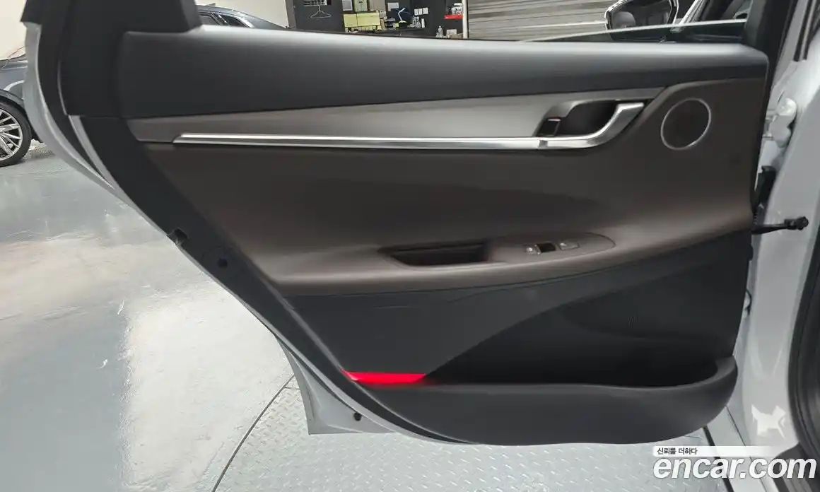 Hyundai Grandeur 2022 3.0 автомат (гидро), фото 15