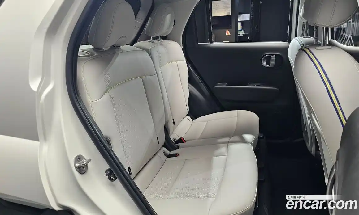 Hyundai Casper 2022 1.0 автомат (гидро), фото 12