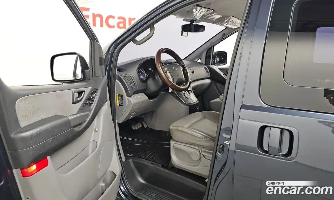 Hyundai Starex 2018 2.5 автомат (гидро), фото 12