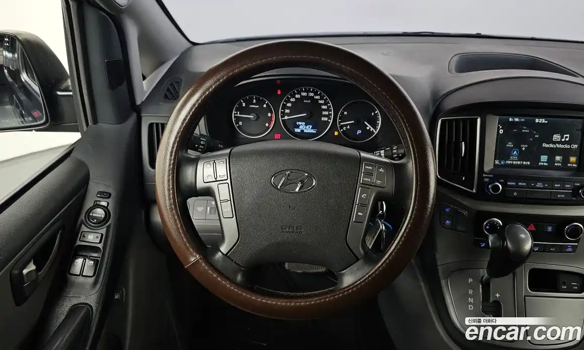Hyundai Starex 2018 2.5 автомат (гидро), фото 18