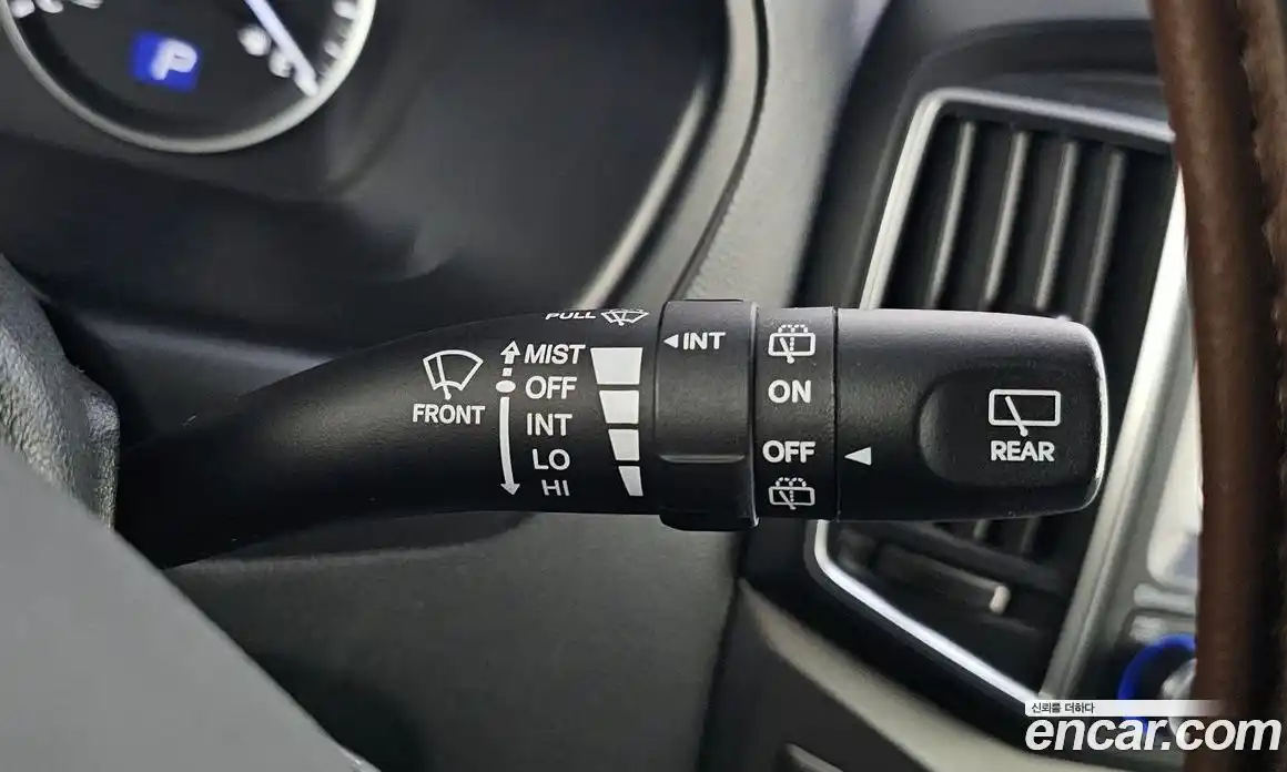 Hyundai Starex 2018 2.5 автомат (гидро), фото 26