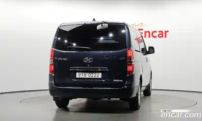 Hyundai Starex 2018 2.5 автомат (гидро), миниатюра 3