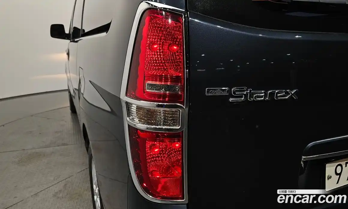 Hyundai Starex 2018 2.5 автомат (гидро), фото 8