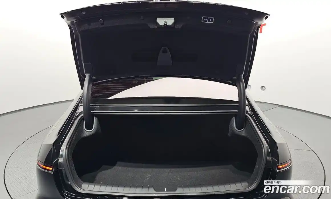 Hyundai Grandeur 2024 1.6 автомат (гидро), фото 20