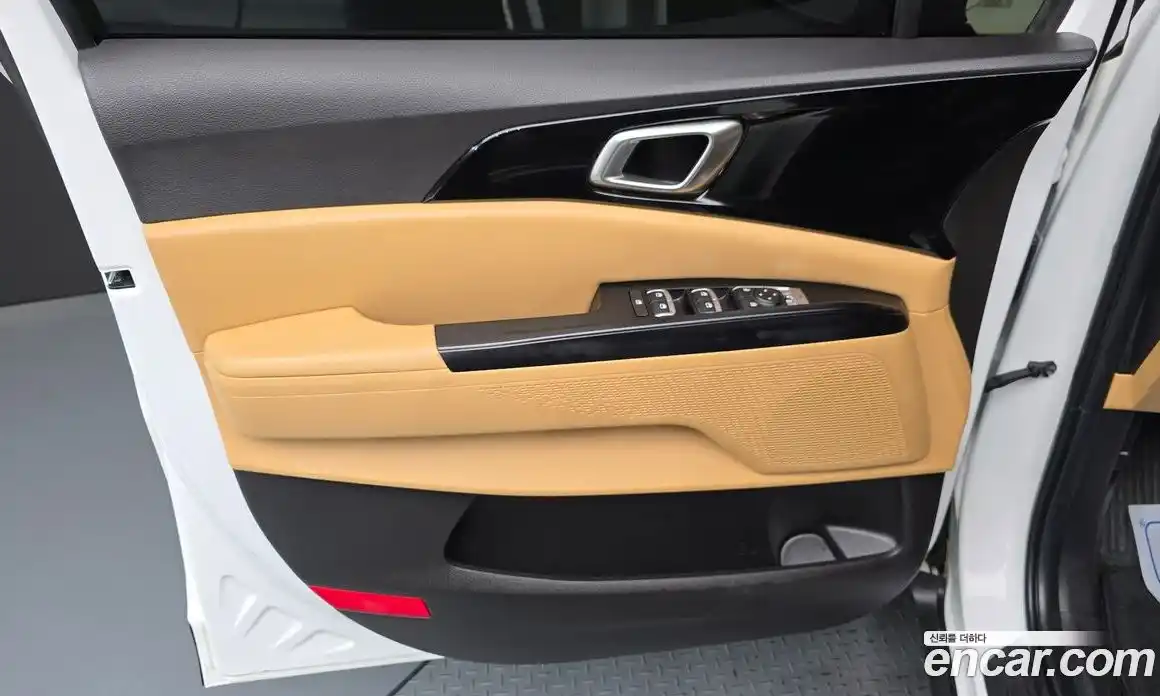 Kia Carnival 2022 2.2 автомат (гидро), фото 14