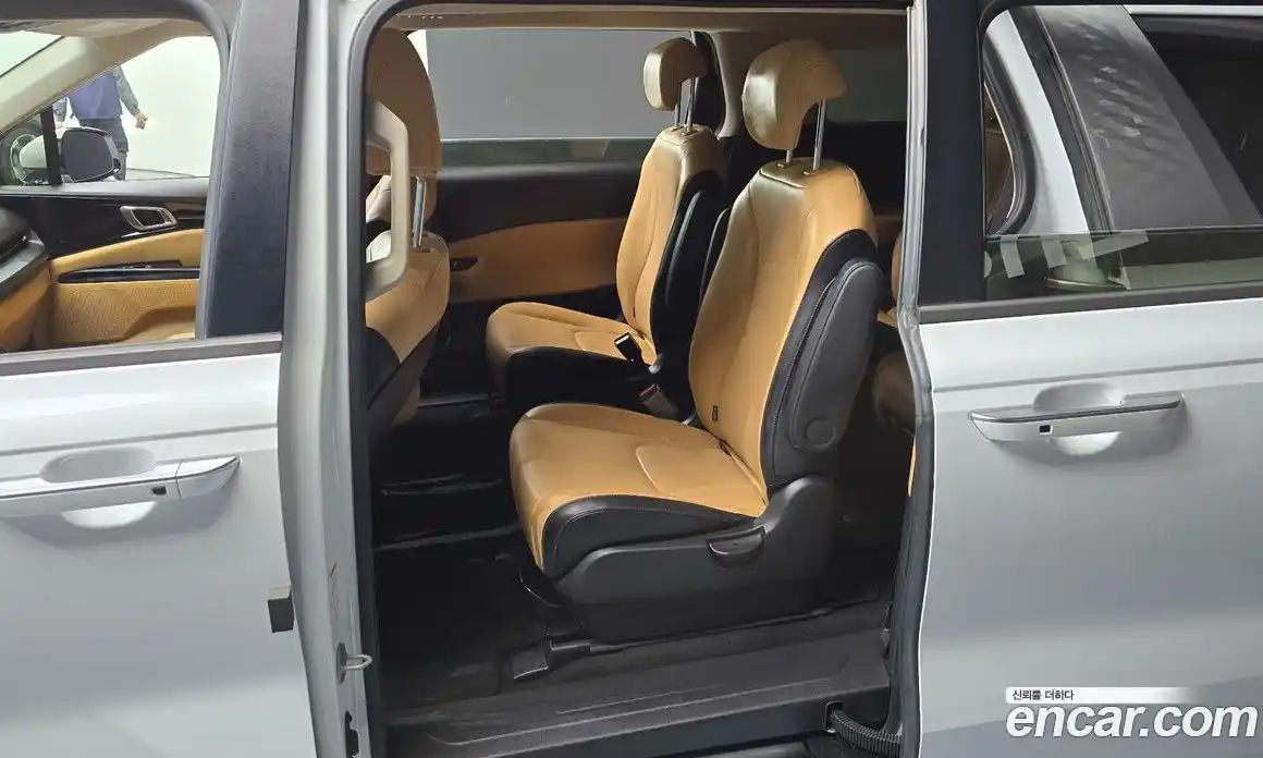 Kia Carnival 2022 2.2 автомат (гидро), фото 16