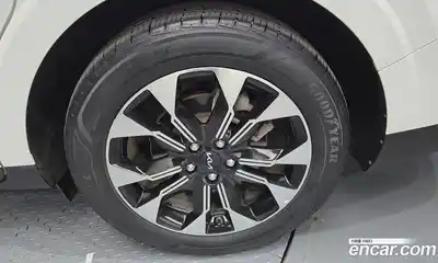 Kia Carnival 2022 2.2 автомат (гидро), миниатюра 7