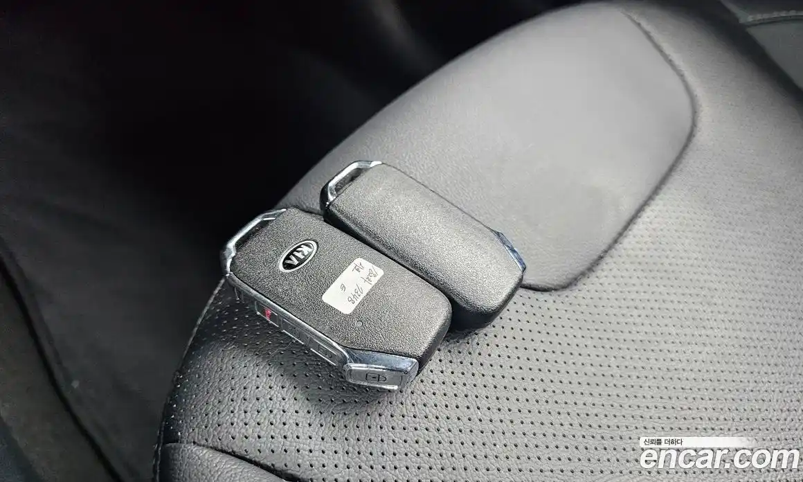 Kia Niro 2021 1.6 автомат (гидро), фото 21