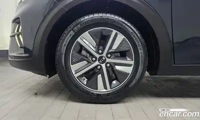 Kia Niro 2021 1.6 автомат (гидро), миниатюра 5