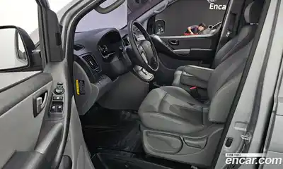 Hyundai Starex 2018 2.5 автомат (гидро), миниатюра 11
