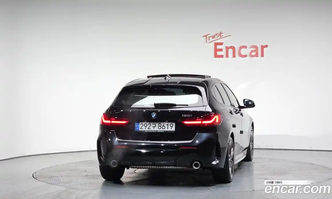 BMW 1 серия 2021 2.0 автомат (гидро), фото 3