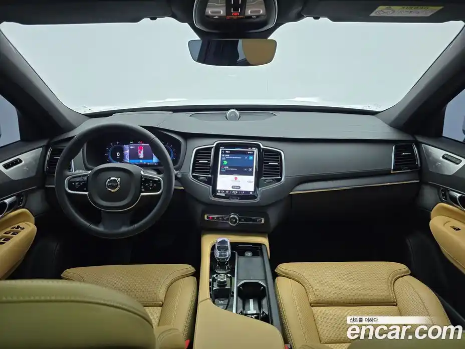 Volvo XC90 2025 2.0 автомат (гидро), фото 7