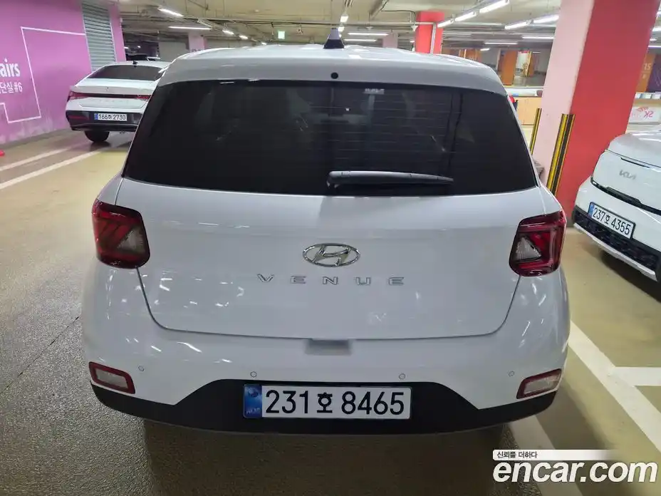 Hyundai Venue 2026 1.6 автомат (гидро), фото 4