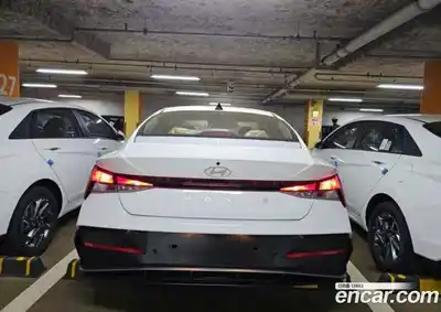 Hyundai Avante 2026 1.6 автомат (гидро), миниатюра 3