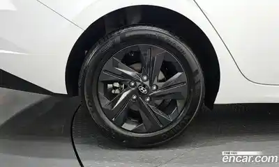 Hyundai Avante 2022 1.6 автомат (гидро), миниатюра 4