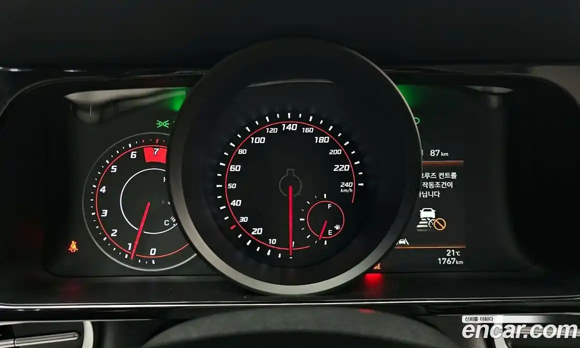 Hyundai Avante 2022 1.6 автомат (гидро), фото 10
