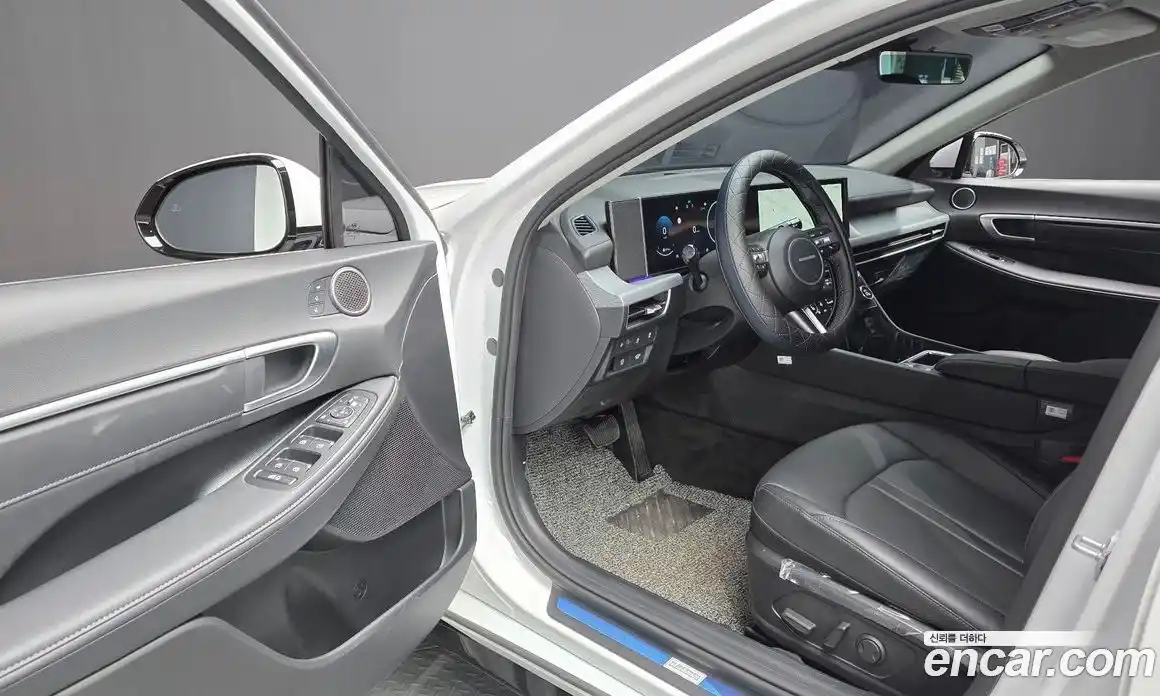 Hyundai Sonata 2026 1.6 автомат (гидро), фото 13