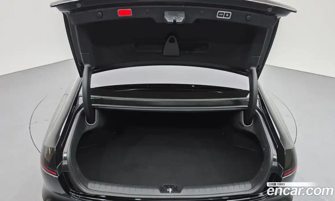 Hyundai Grandeur 2024 1.6 автомат (гидро), фото 20