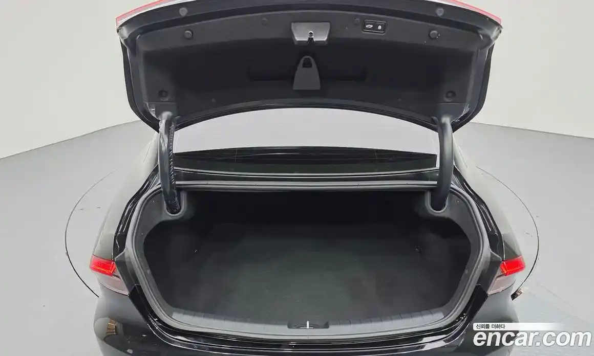 Hyundai Grandeur 2022 2.5 автомат (гидро), фото 20
