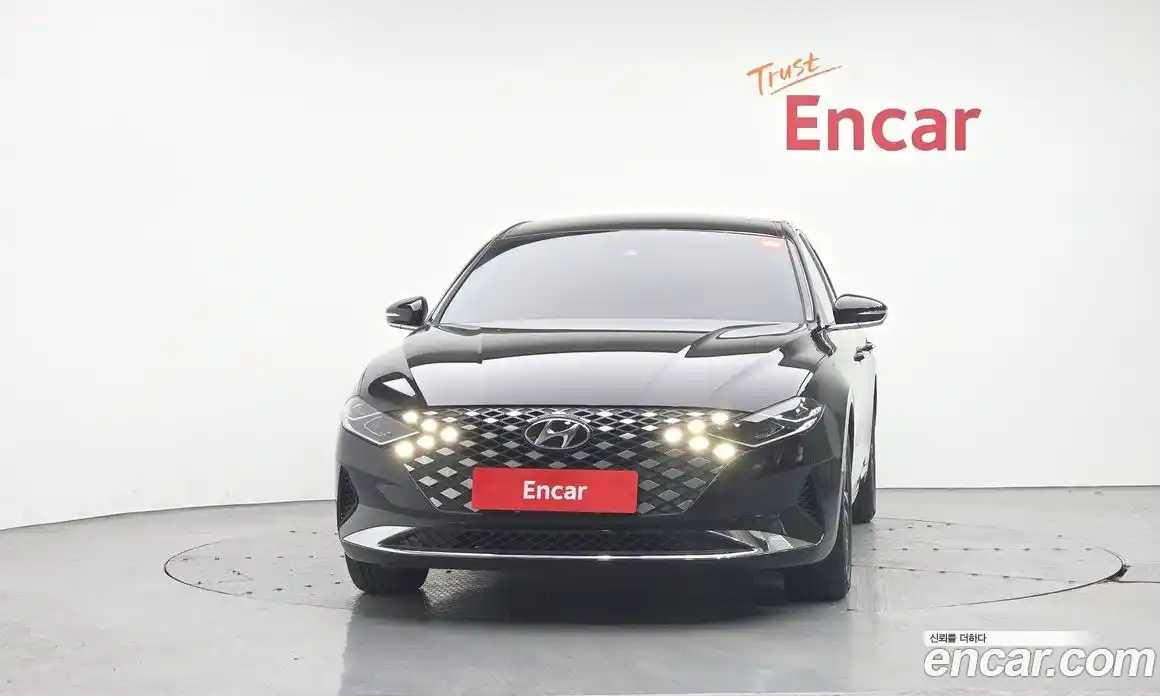 Hyundai Grandeur 2022 2.5 автомат (гидро), фото 3