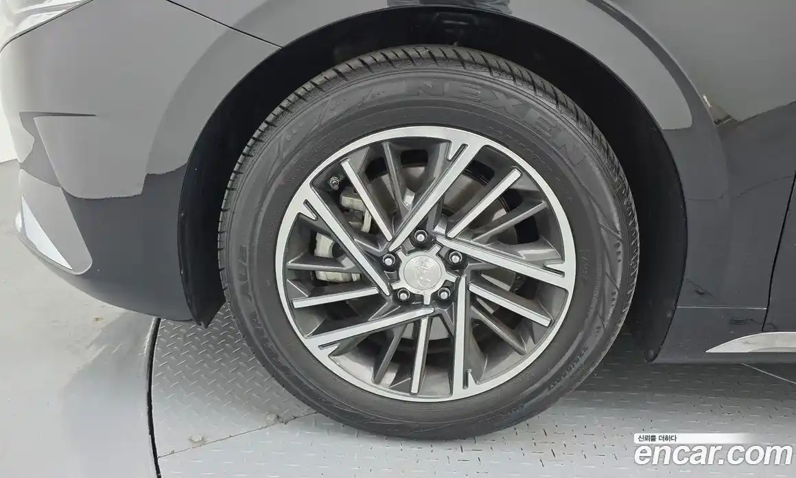 Hyundai Grandeur 2022 2.5 автомат (гидро), фото 5
