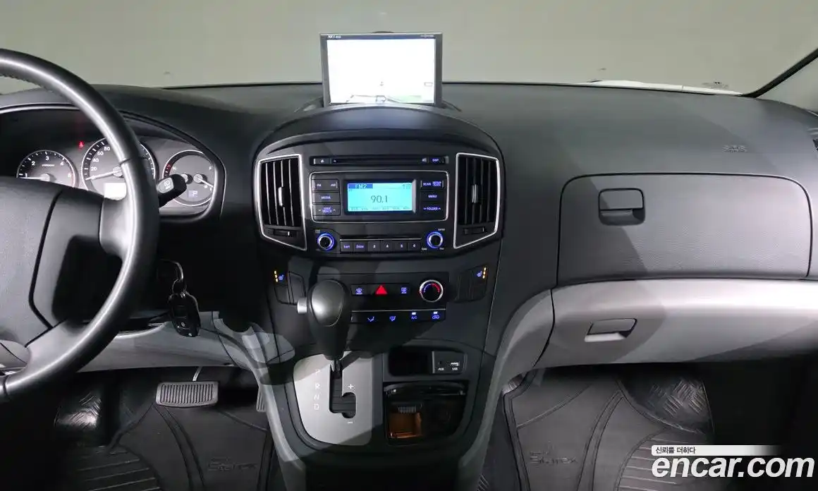 Hyundai Starex 2019 2.5 автомат (гидро), фото 21