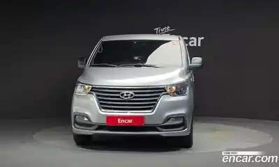 Hyundai Starex 2019 2.5 автомат (гидро), миниатюра 3