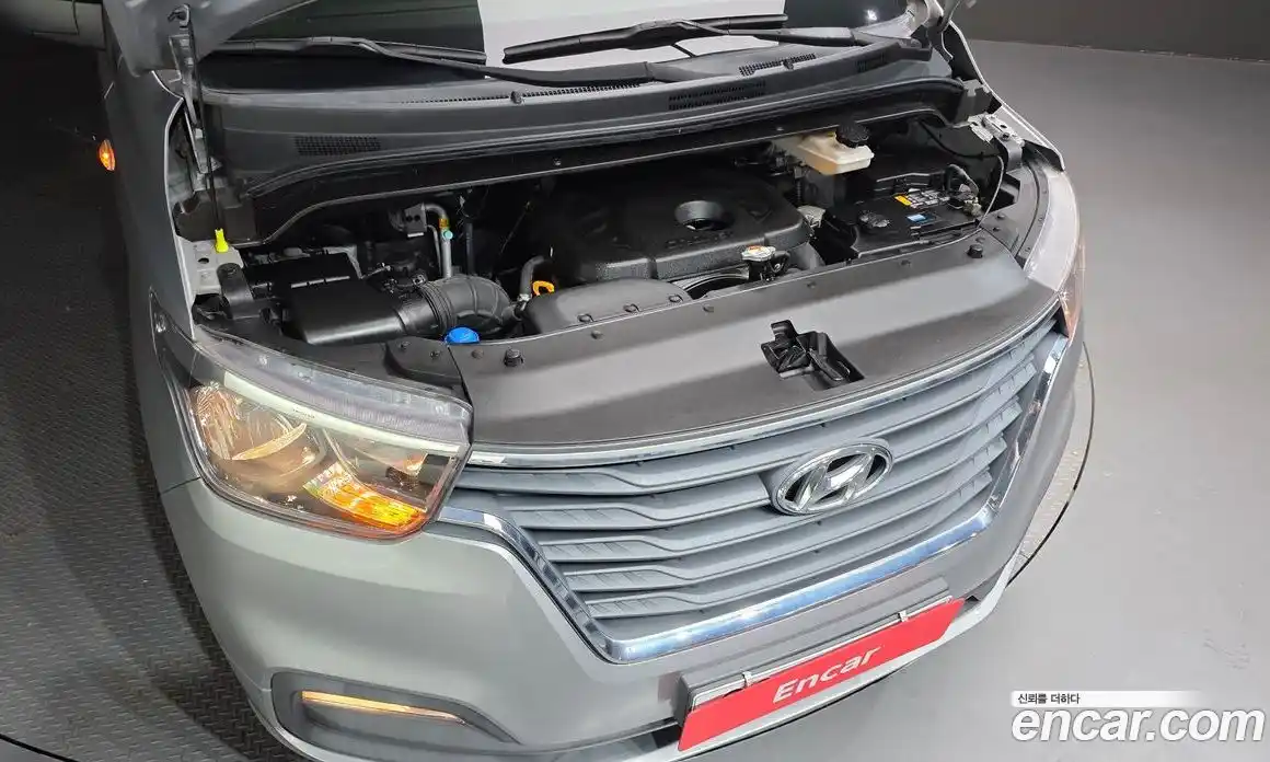 Hyundai Starex 2019 2.5 автомат (гидро), фото 6
