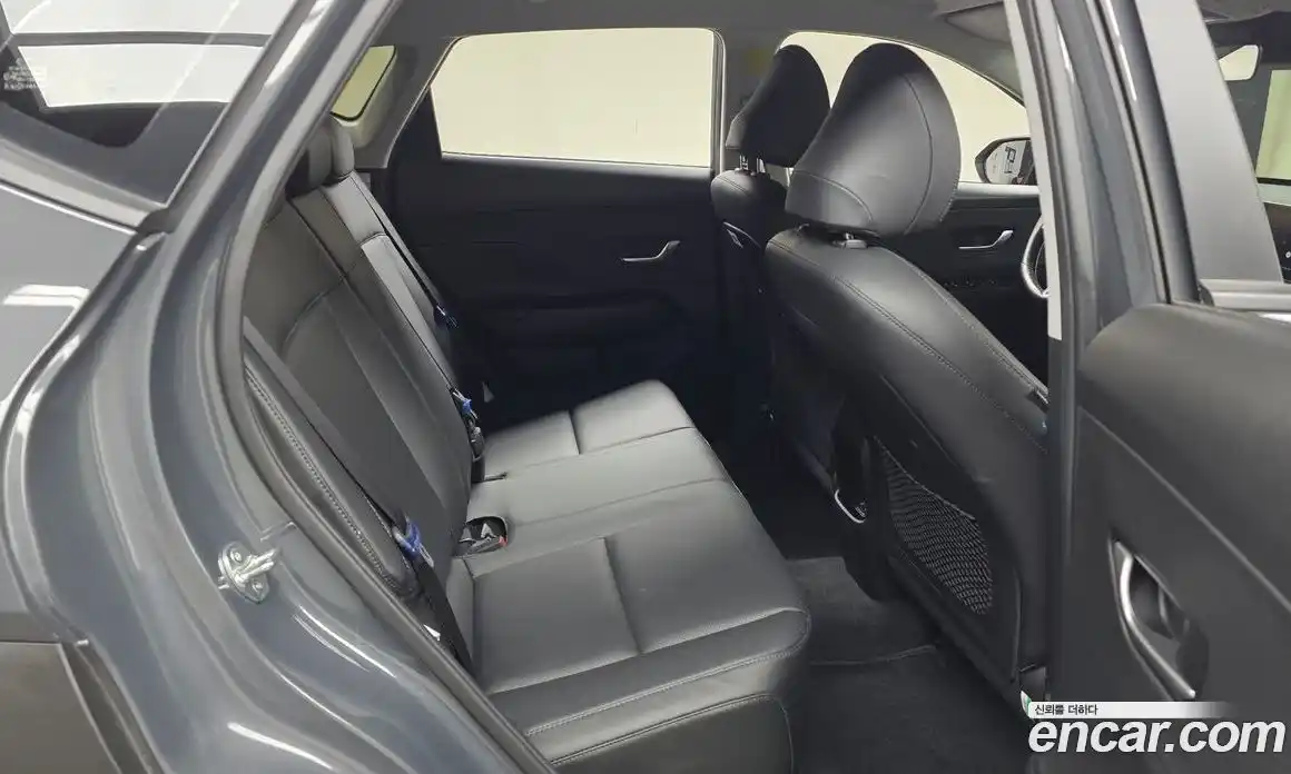Hyundai Kona 2024 1.6 автомат (гидро), фото 16