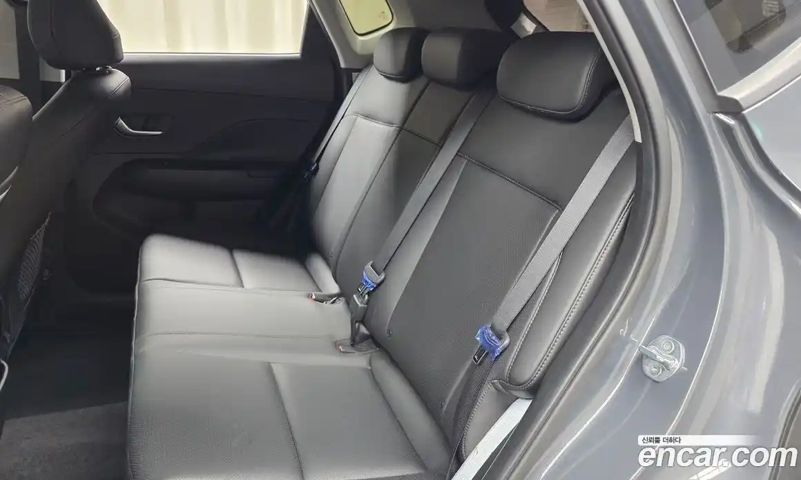 Hyundai Kona 2024 1.6 автомат (гидро), фото 18