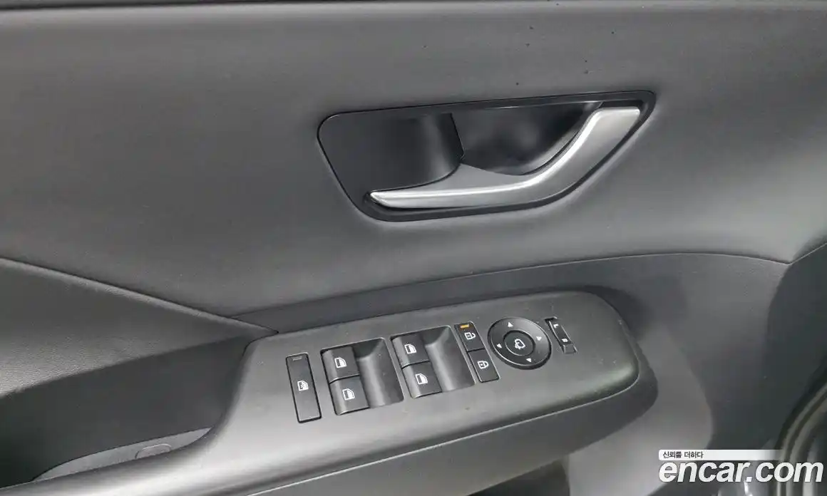 Hyundai Kona 2024 1.6 автомат (гидро), фото 29