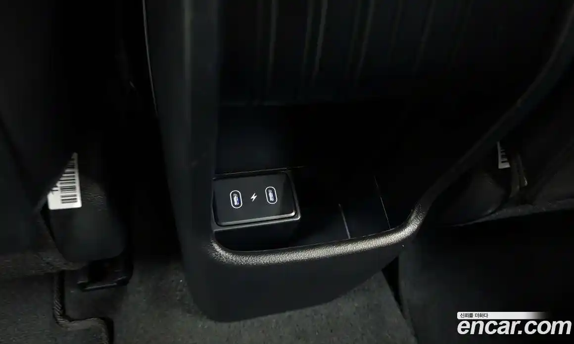 Hyundai Kona 2024 1.6 автомат (гидро), фото 31