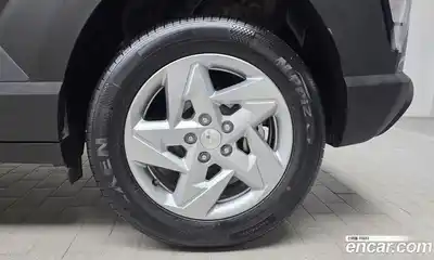Hyundai Kona 2024 1.6 автомат (гидро), миниатюра 7