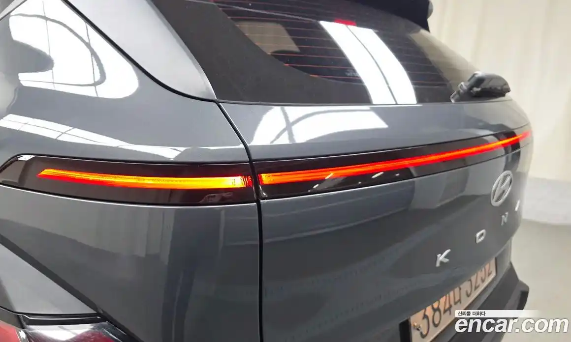 Hyundai Kona 2024 1.6 автомат (гидро), фото 9