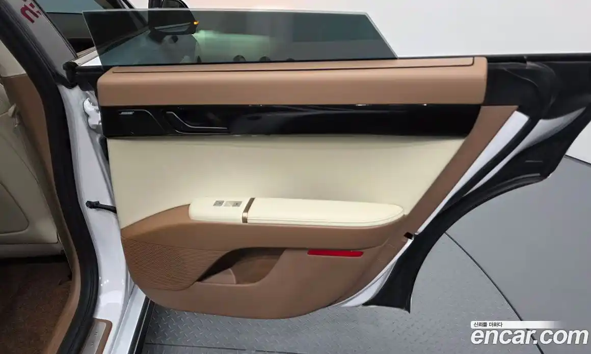 Hyundai Grandeur 2024 1.6 автомат (гидро), фото 15