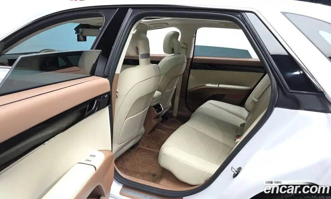 Hyundai Grandeur 2024 1.6 автомат (гидро), фото 16