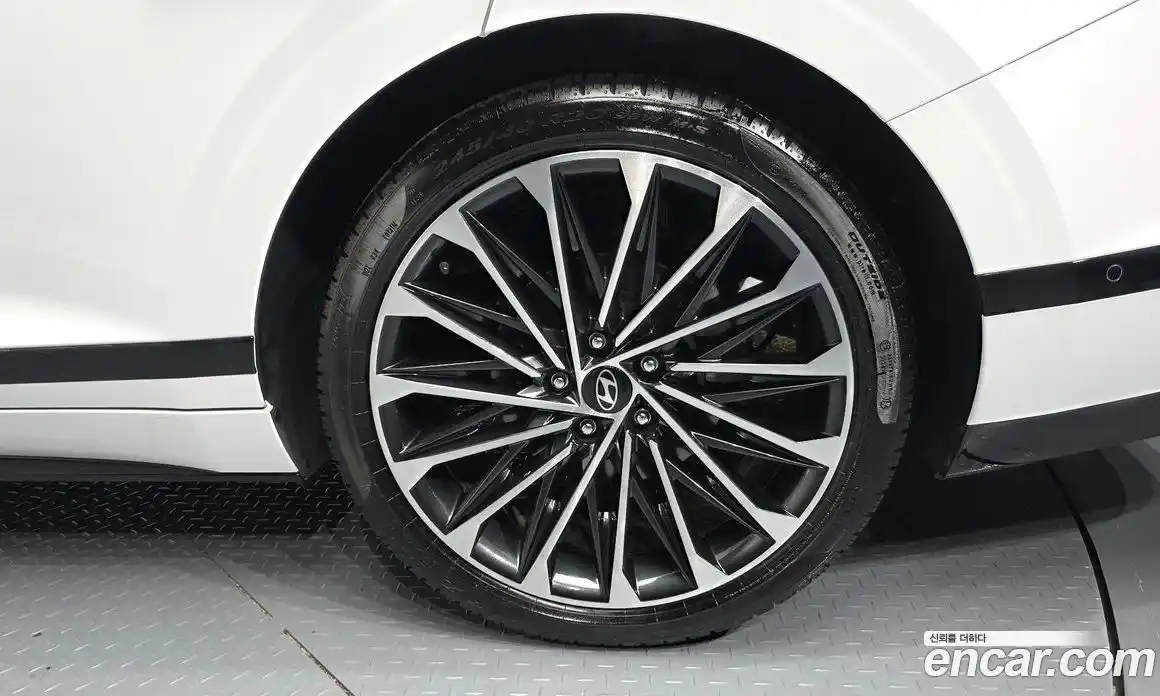 Hyundai Grandeur 2024 1.6 автомат (гидро), фото 7