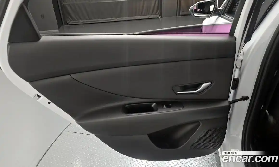 Hyundai Avante 2021 1.6 автомат (гидро), фото 15