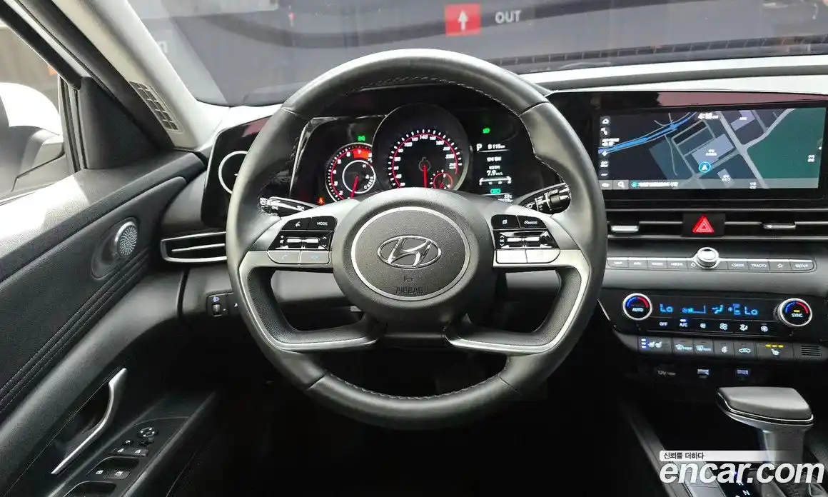 Hyundai Avante 2021 1.6 автомат (гидро), фото 19